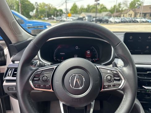 Used 2024 Acura MDX SH-AWD w/ Technology Package image 17