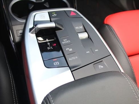 New 2025 BMW X1 xDrive28i w/ Premium Package image 13