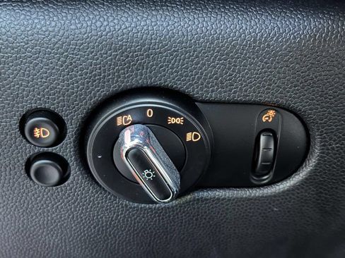 Used 2021 MINI Cooper S FWD image 17