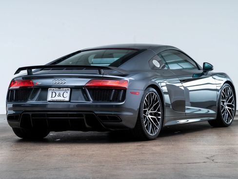 Used 2017 Audi R8 V10 plus AWD/4WD image 11
