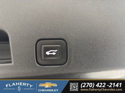 Used 2025 Chevrolet Traverse High Country image 18