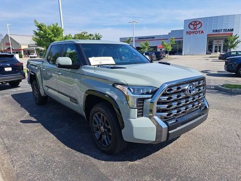 Used 2024 Toyota Tundra Platinum AWD/4WD image 5