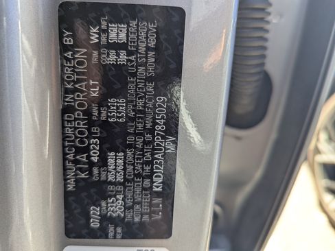 Certified 2023 Kia Soul S image 30