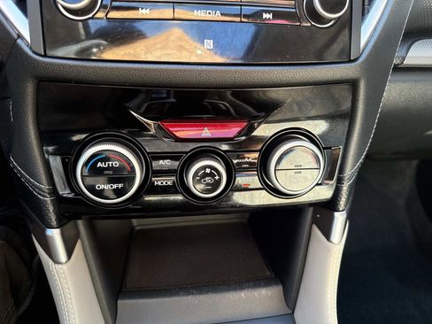 Used 2021 Subaru Forester Limited image 25