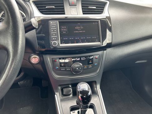 Used 2019 Nissan Sentra SV FWD image 19