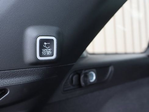 New 2025 Jeep Grand Cherokee Summit image 41