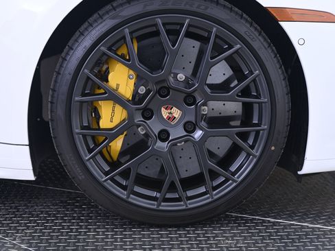 Certified 2026 Porsche 911 Targa 4S image 17