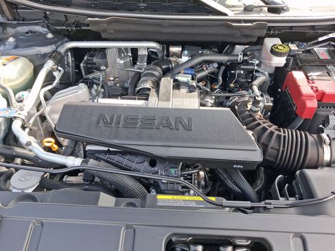 Used 2026 Nissan Rogue S FWD image 18