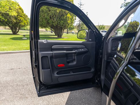 Used 2004 Dodge Ram 1500 Truck 2WD Regular Cab image 31