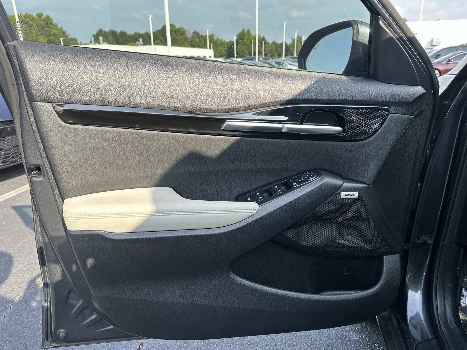 Used 2022 Kia Seltos SX w/ Sunroof Package AWD/4WD image 15