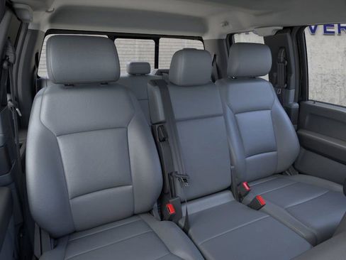 New 2026 Ford F550 4x4 Supercab Super Duty image 10