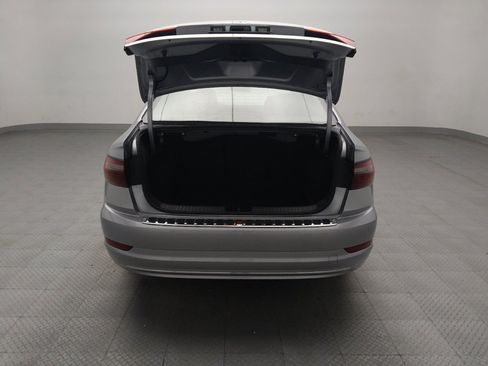 Used 2021 Volkswagen Jetta SE w/ SE Cold Weather Package image 29