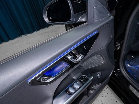 Certified 2025 Mercedes-Benz C 300 Sedan image 11