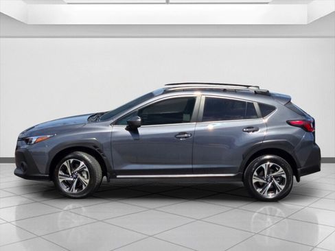 Used 2024 Subaru Crosstrek 2.0i Premium AWD/4WD image 8