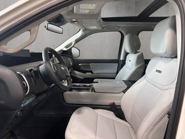 New 2027 Ford Expedition Platinum AWD/4WD image 7