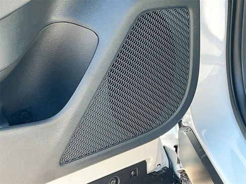 New 2025 Mitsubishi Outlander SEL image 19