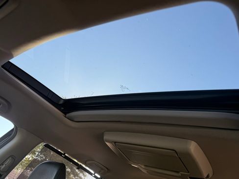 Certified 2019 Honda Pilot Touring image 21