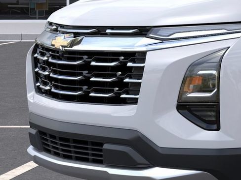 New 2027 Chevrolet Equinox LT w/ LPO, Floor Liner Package AWD/4WD image 13