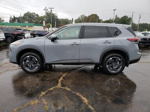 New 2026 Nissan Rogue SV image 3