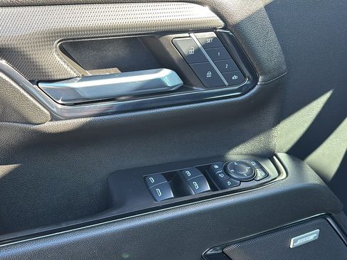 Used 2024 GMC Sierra 2500 AT4 w/ AT4 Premium Plus Package image 27