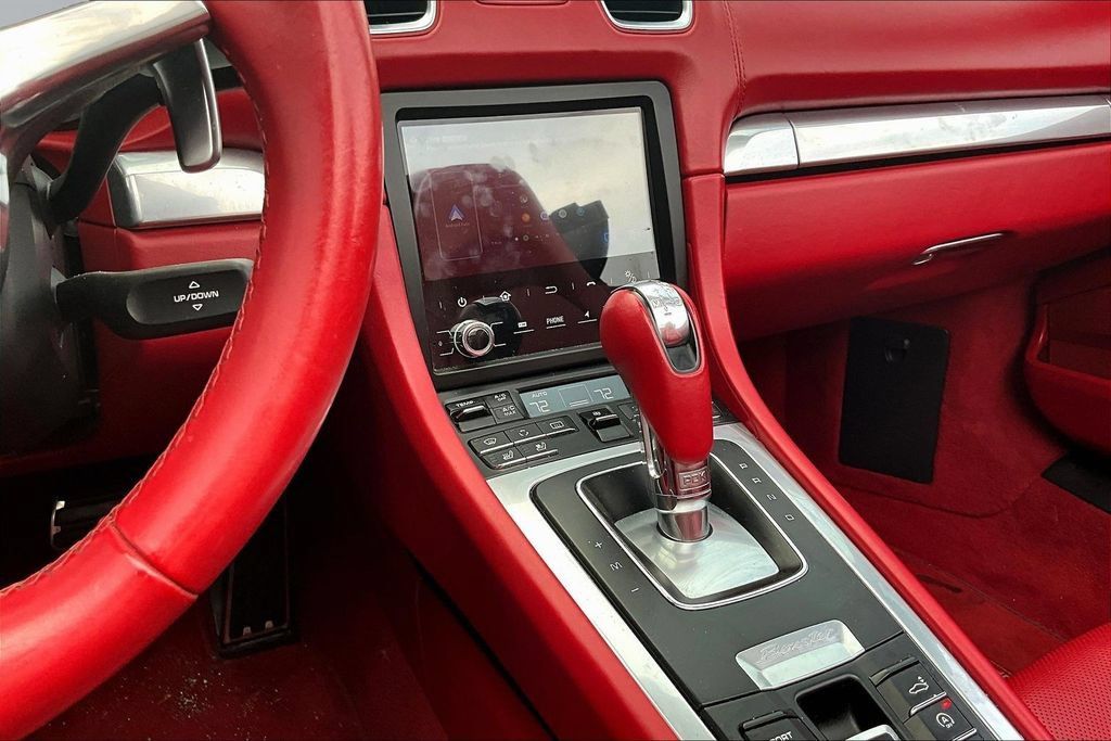 Used 2013 Porsche Boxster RWD image 9