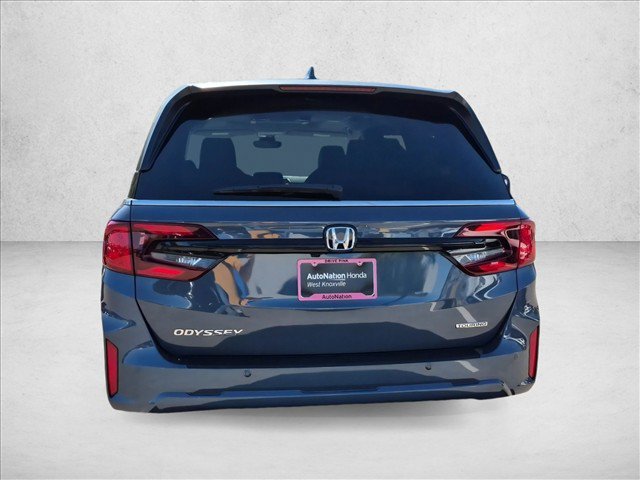 New 2027 Honda Odyssey Touring image 8