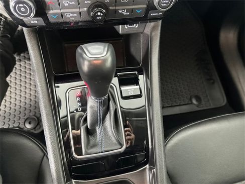 Certified 2022 Jeep Compass Latitude w/ Convenience Group image 32