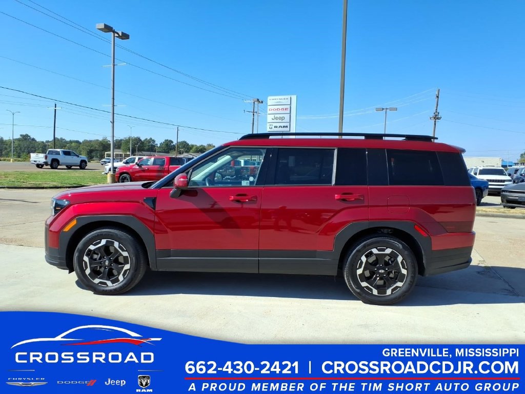 Used 2026 Hyundai Santa Fe SEL FWD image 2