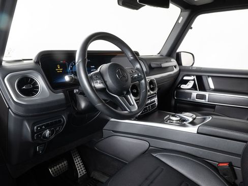 Used 2020 Mercedes-Benz G 550 w/ AMG Line image 12