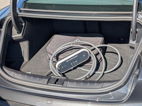 Used 2024 Porsche Taycan image 12