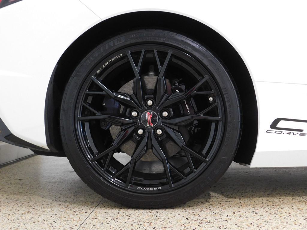 Used 2023 Chevrolet Corvette Stingray Preferred Cpe RWD image 98