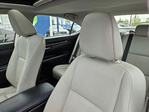 Used 2013 Lexus ES 350 w/ Premium Pkg FWD image 15
