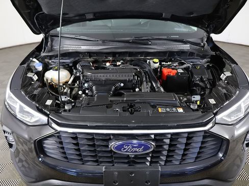 Used 2024 Ford Escape Platinum AWD/4WD image 21