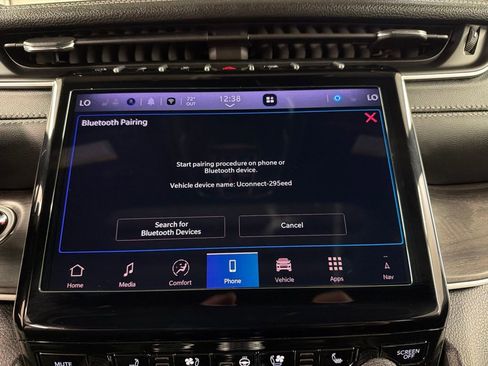 Used 2025 Jeep Grand Cherokee L Limited w/ Luxury Tech Group II AWD/4WD image 10