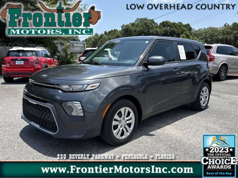 Used 2021 Kia Soul LX FWD image 1