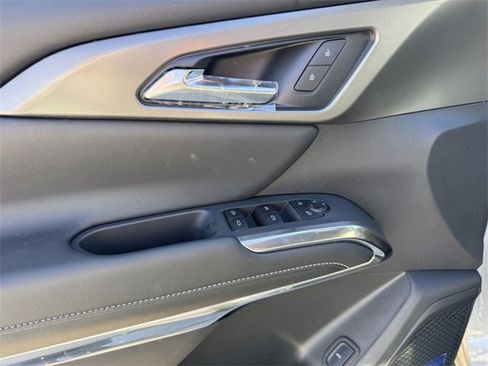 New 2026 Chevrolet Traverse LT w/ Driver Confidence Package image 12