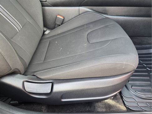 Used 2024 Hyundai Elantra SEL w/ Convenience Package FWD image 21