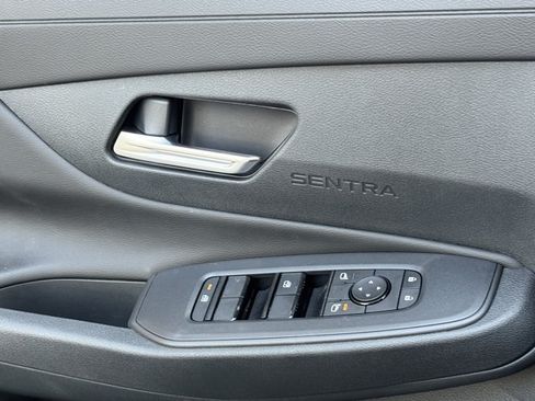 New 2026 Nissan Sentra SV w/ SV Convenience Package FWD image 15