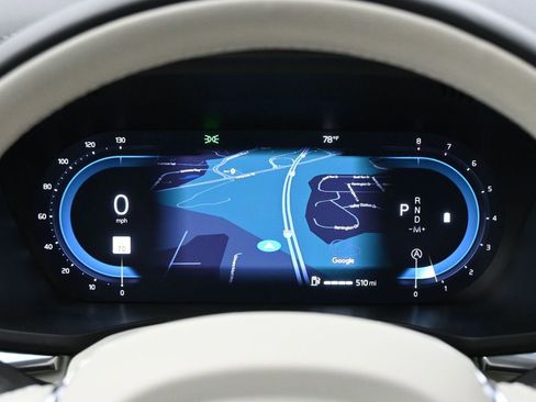 Used 2025 Volvo XC60 B5 Ultra w/ Protection Package Premier image 9