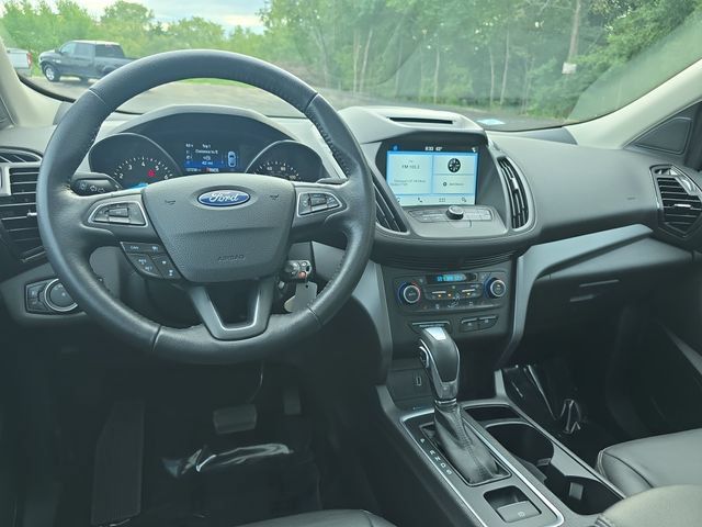 Used 2018 Ford Escape SEL w/ Ford Safe & Smart Package AWD/4WD image 19