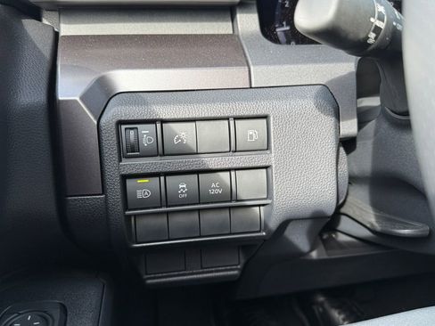 Used 2025 Toyota 4Runner TRD Off-Road image 35