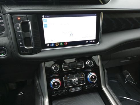 Used 2021 GMC Yukon Denali w/ LPO, Illumination Package image 18