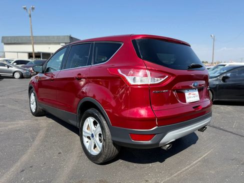 Used 2015 Ford Escape SE FWD image 9
