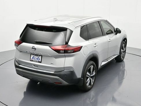 Used 2021 Nissan Rogue SL w/ Premium Package image 34