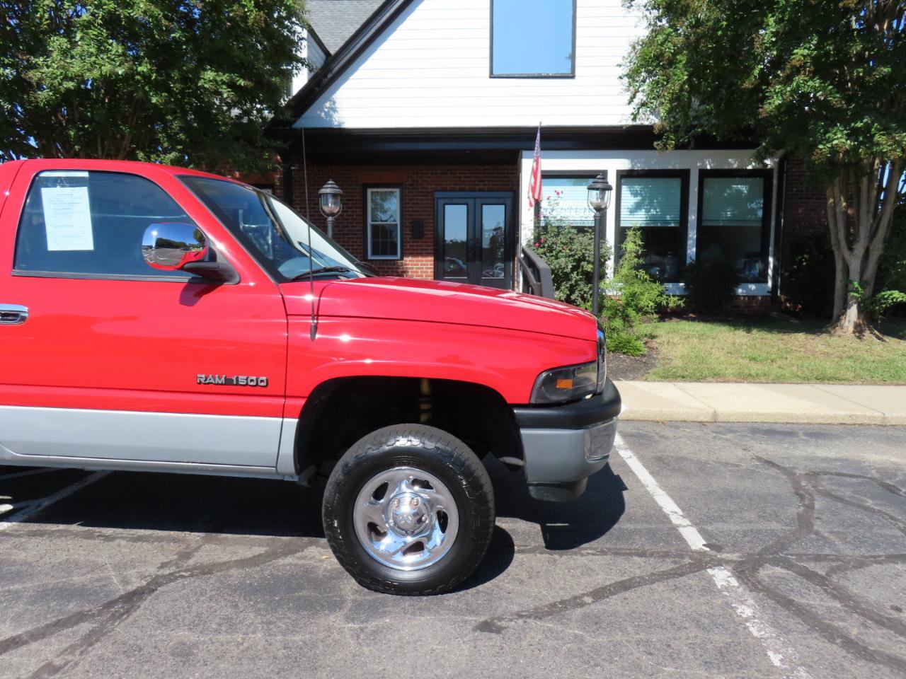 Used 1998 Dodge Ram 1500 Truck 4x4 Regular Cab image 11