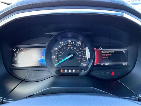 Used 2019 Ford Edge Titanium w/ Equipment Group 301A image 23