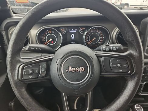 Used 2022 Jeep Wrangler Unlimited Sport AWD/4WD image 17