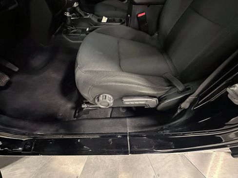 Used 2021 Jeep Wrangler Unlimited Sport AWD/4WD image 20