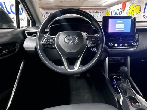 Certified 2023 Toyota Corolla Cross LE AWD/4WD image 17