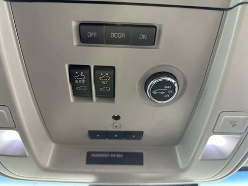 Used 2017 Chevrolet Tahoe LT image 30